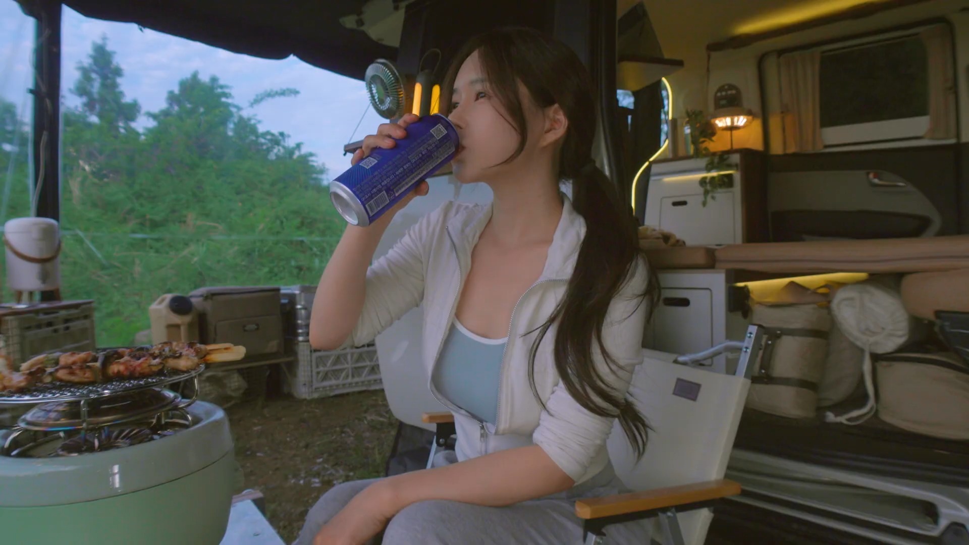 冰岛雷恰角半岛今年第二次发生火山喷发